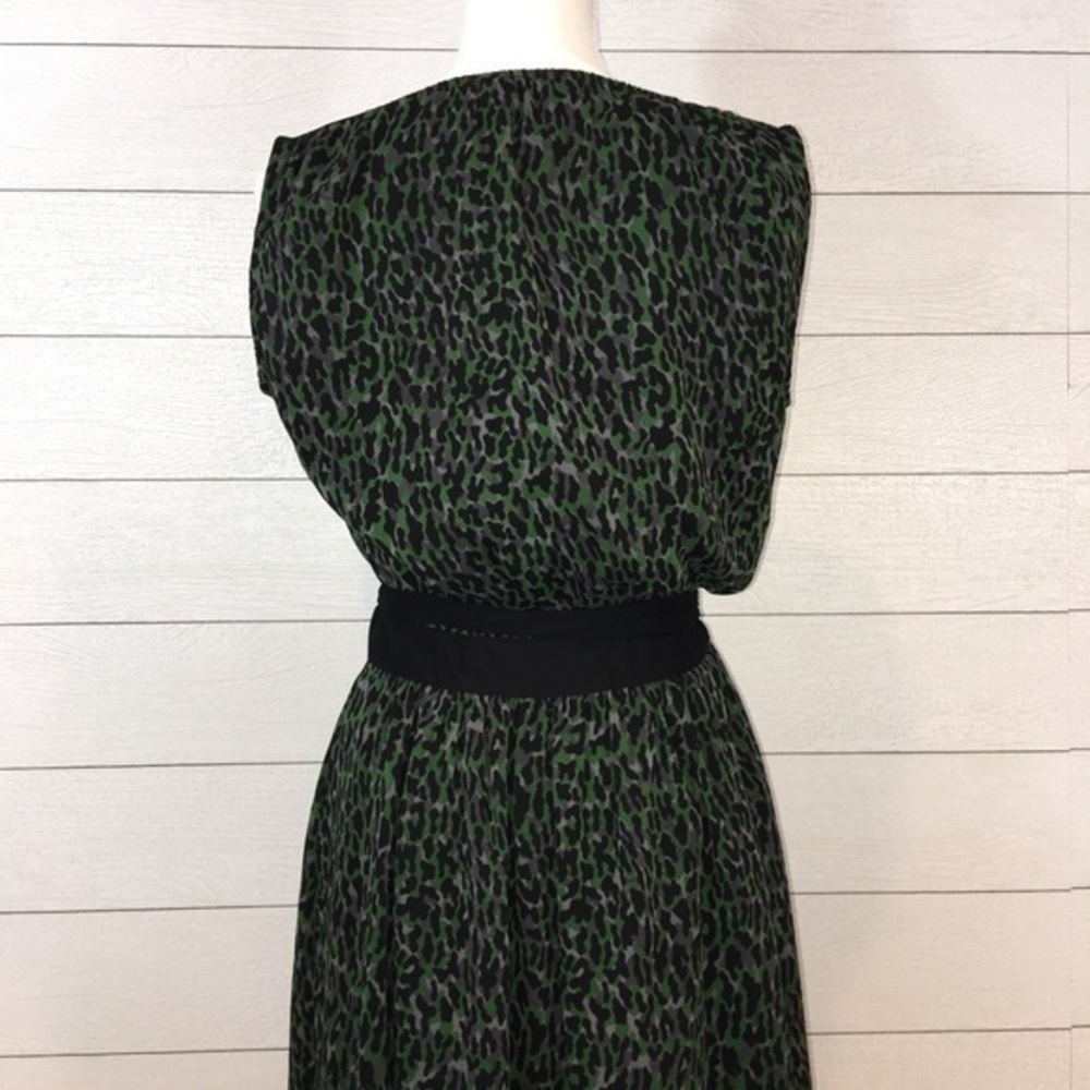 DKNYC Green Leopard Wrap Dress - Picture 3 of 8